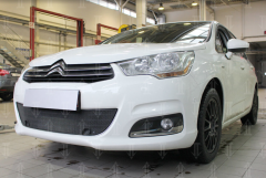 Защита радиатора "Standart" Citroen C4 (2010-2015) под парктроник, чёрная