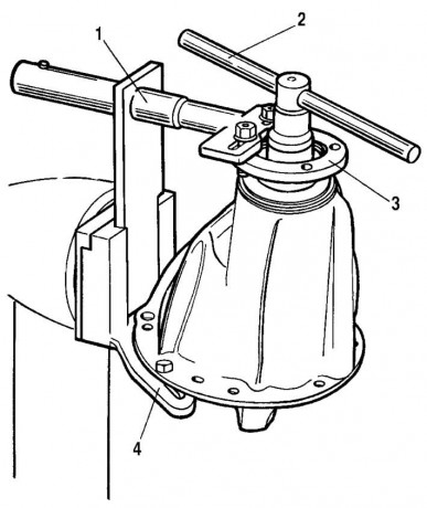 Ключ для стопорения фланца ведущей шестерни редуктора заднего моста B@3 (67.7811-9507) купить недорого с доставкой в Томск