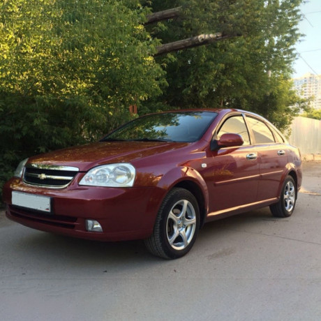 Накладки на пороги для Chevrolet Lacetti купить недорого с доставкой в Томск